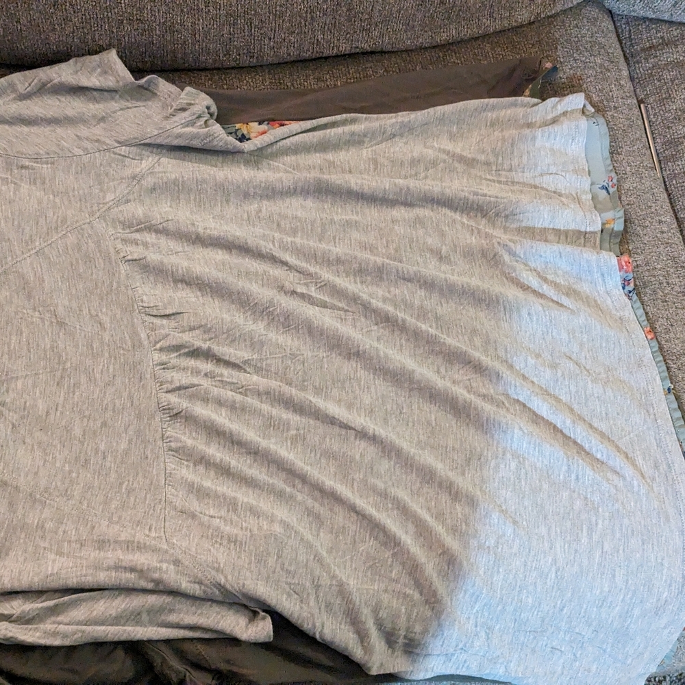 Blouse Bundle - Picture 2 of 7